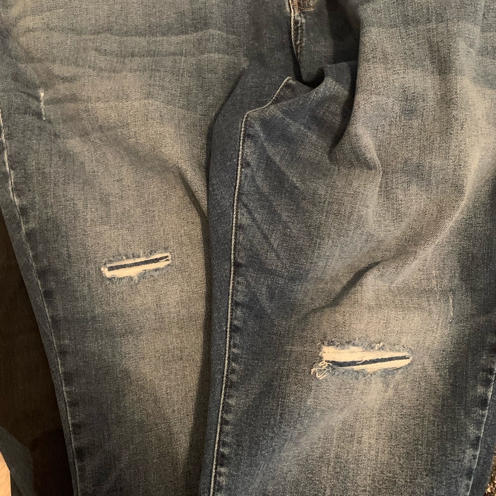 a.n.a. Jeans